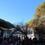 高尾山清滝駅付近混雑状況