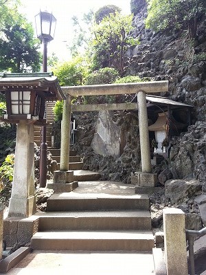 s-品川神社一粒万倍の泉と富士塚 (20)